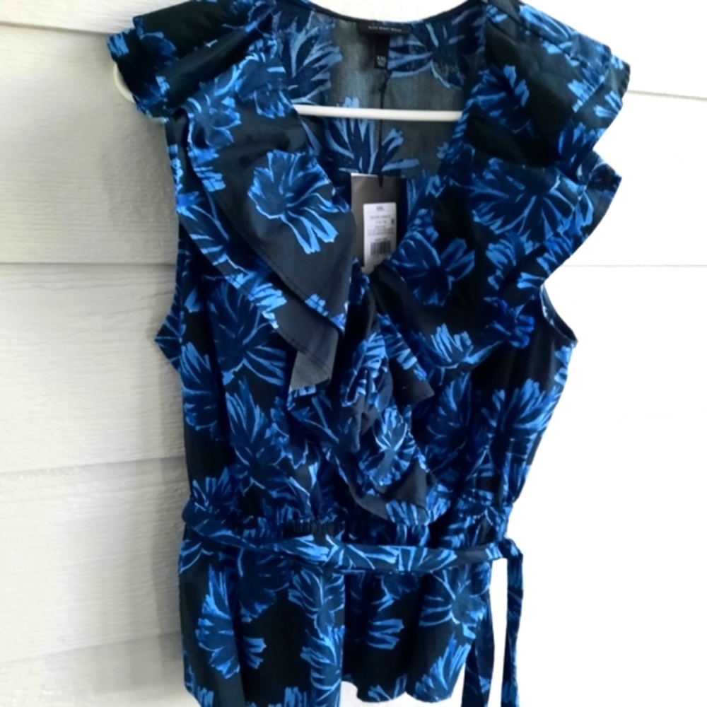 Who What Wear ruffle blue top L/XL